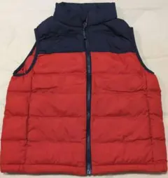 赤と紺ダウンベスト　ユニクロ　UNIQLO　130cm