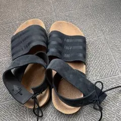 adidas ブラック スポーツサンダル コルクソール