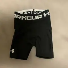 UNDER ARMOUR ブラックショートパンツ YSMのサムネイル