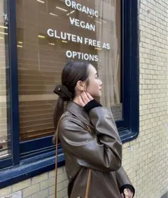 Jeans Factory フェイクレザーバンドカラービッグシャツ　nuguのサムネイル