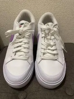 NIKE ホワイト パープル スニーカー