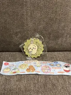 ①ちいかわ うさぎ(ガチャガチャ ラメアクリルキーホルダー)のサムネイル