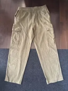 ユニクロ UNIQLO カーゴパンツ メンズ Mサイズ カーキ