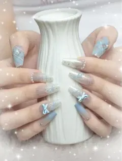 ☆新品☆ 3Dネイルチップ　つけ爪　ブルー りぼん　ライン　ホワイト　NC
