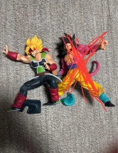 ドラゴンボールフィギュア左のみ