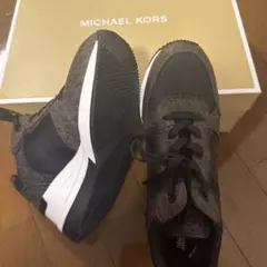 p*i様 MICHAEL KORS ダークブラウン/ブラック スニーカー