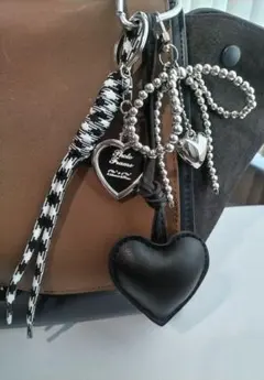 じゃらじゃらキーホルダー　ハート　バッグチャーム　カラビナキーホルダー
