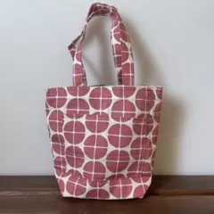 幾何学模様のトートバッグ