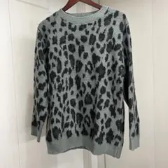ジ*ー様 レオパード柄 クルーネックニット　ニット　セーター　ヒョウ柄　グレー