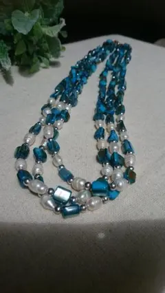 ＊ブルーメタリックビーズ 3連ネックレス＊