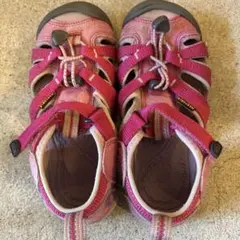 KEEN ピンク サンダル 19.5センチ