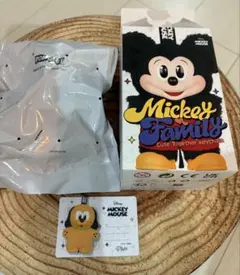 ポップマート☺︎ミッキーファミリー☺︎プルート