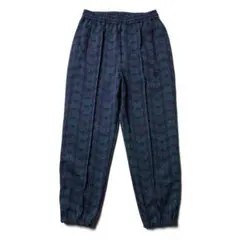 Item thumbnail for item 630b8a5d-b96f-459e-929d-015f512e222b