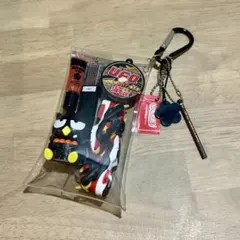 ばつ丸　レッド×ブラック×オレンジ　ガチャ詰めポーチ