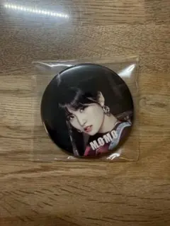 TWICE モモ缶バッジ