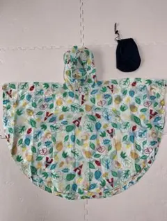 モンベル レインポンチョ 95-125 キッズ リーフ柄 袖ボタン 収納袋付き