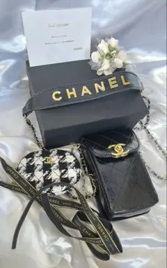 2025年最新】CHANEL ノベルティグッズの人気アイテム - メルカリ