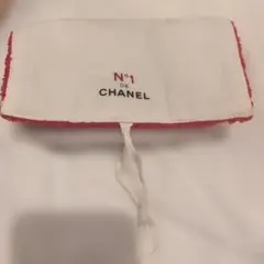 CHANEL N°1 DE CHANEL ポーチのサムネイル