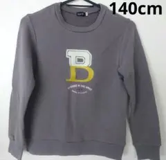 BeBe グレー トレーナー 140cm