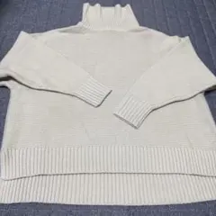 【値下げ可能】　セーターのサムネイル