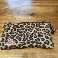 KELTY ヒョウ柄ポーチ