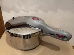 Rainbow Cooker 中型圧力鍋 タッパーウェア レインボークッカー 圧力鍋 6.5l 最 安値