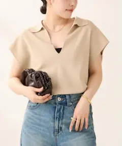 【着用１回】Plage♡トップス スキッパーネック ニット 半袖 ベージュのサムネイル