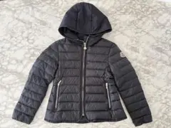 モンクレール ダウンベスト