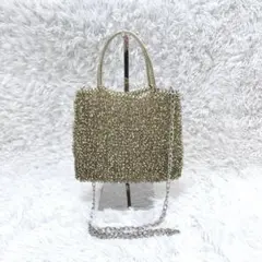 美品　アンテプリマ　スタンダードスクエアミディアム　シルバーゴールド　チェーン付