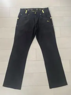 Puma ブラック ストレートパンツ