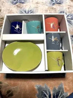 カラフルなカップ&ソーサー5客セット ヴィンテージ食器【新品・未使用】のサムネイル