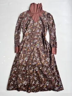 レディース　ワンピース　花柄　北欧　M　ヨーロッパ　古着　ビンテージ　レトロ