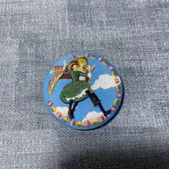ジブリ刺繍缶バッチ　ハウルの動く城