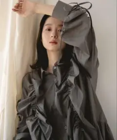 mideal 長袖チュニック　フリルブラウス