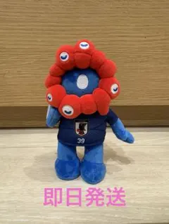 ミャクミャク サッカー日本 レガシー展限定 ピンバッジ ぬいぐるみ