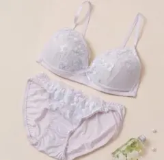 palissee ブラ&ショーツセットのサムネイル