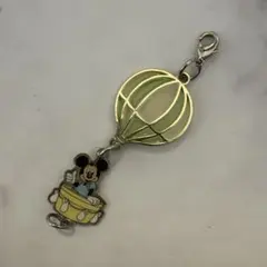 ディズニーストア シークレットチャーム ミッキー