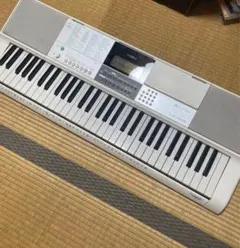 CASIO LK-516 キーボード 61鍵のサムネイル