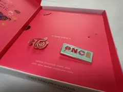 TWICE ピンバッジ 2点セット　ファンクラブ特典