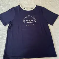 LILY BROWN ロゴプリント 半袖Tシャツ ネイビーのサムネイル