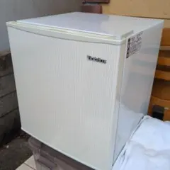 【極美品/即購入OK】大人気小型冷蔵庫 46L 1ドア 静音・省エネモデルのサムネイル