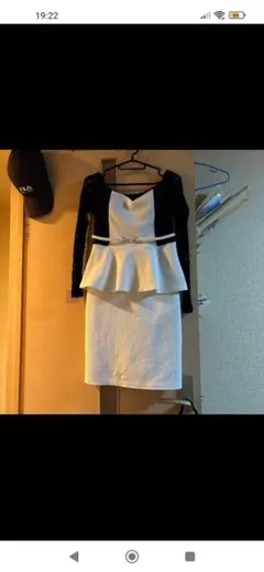 ペプラムデザイン ドレス ブラック・ホワイト