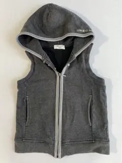 再値下げ　コムサ　パーカー　子ども服ベスト 100センチ