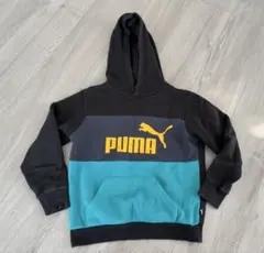 フード付きトレーナー