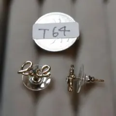 T64-4 ステンレスピアス レディース メンズ アクセサリー 無言OK