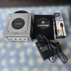 Nintendo 任天堂　ゲームキューブ　DOL-001
