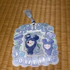 TWICE キーホルダー デザイン　TZUVELY