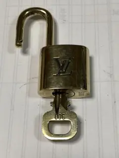 ルイヴィトン カデナ パドロック 南京錠 ゴールド NO.300③
