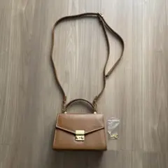 ブラウン クロコダイル風 ショルダーバッグ　斜めがけ　ハンドバッグ　鍵付き