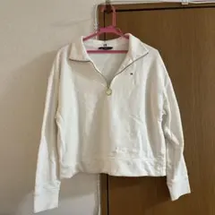 TOMMY HILFIGERホワイト ハーフジップ スウェット